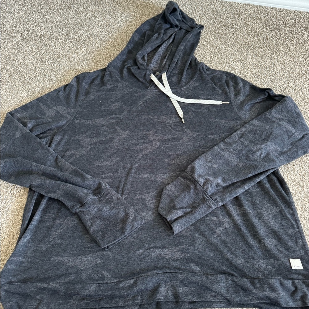 Vuori Gray Pullover Hoodie Sweatshirt